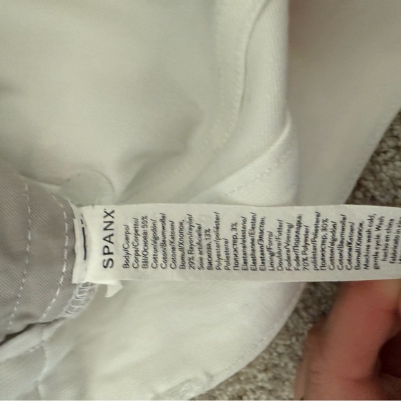 Spanx Stretch Twill Pull On Shorts Sz S White 5" Tummy Control Pockets 20358R - Picture 6 of 10